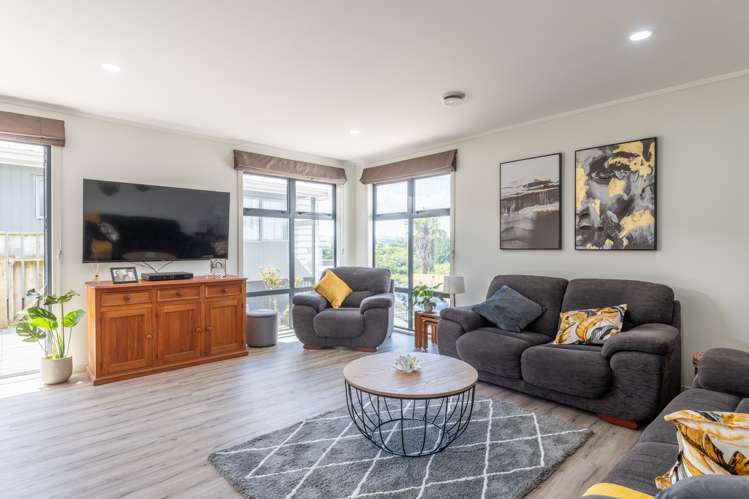 42 Kenepuru Drive Tawa_6