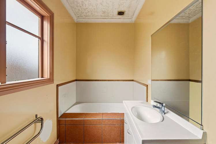 28 Kowhai Street Castlecliff_11