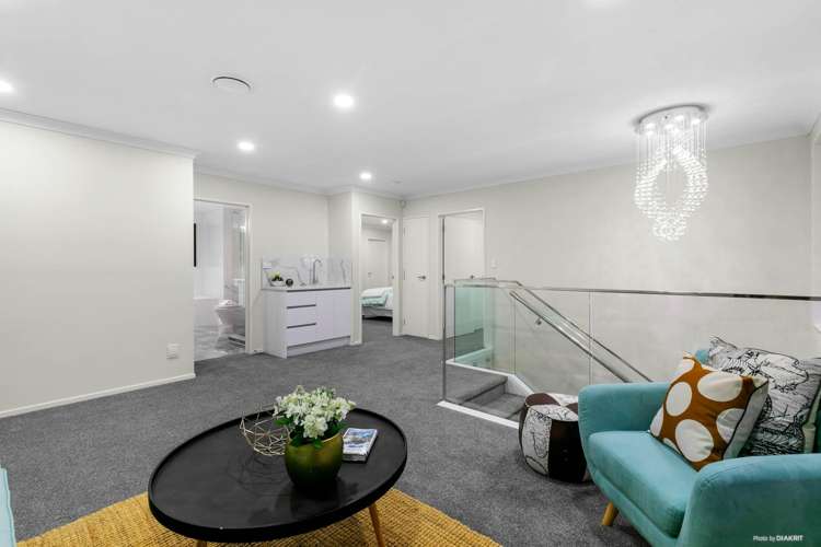 43 Hangahai Road Flat Bush_10