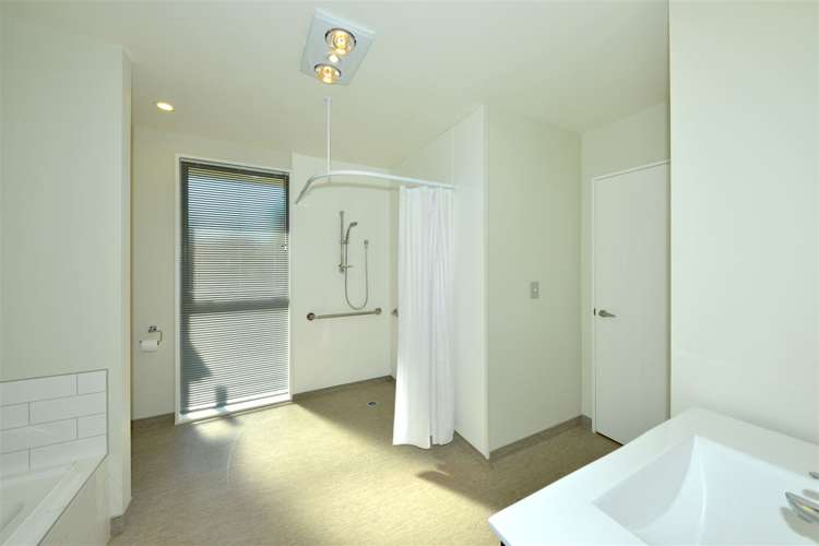 24 Cradock Street South New Brighton_11