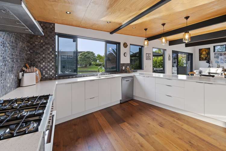 421 Waterways Parade Pauanui_7