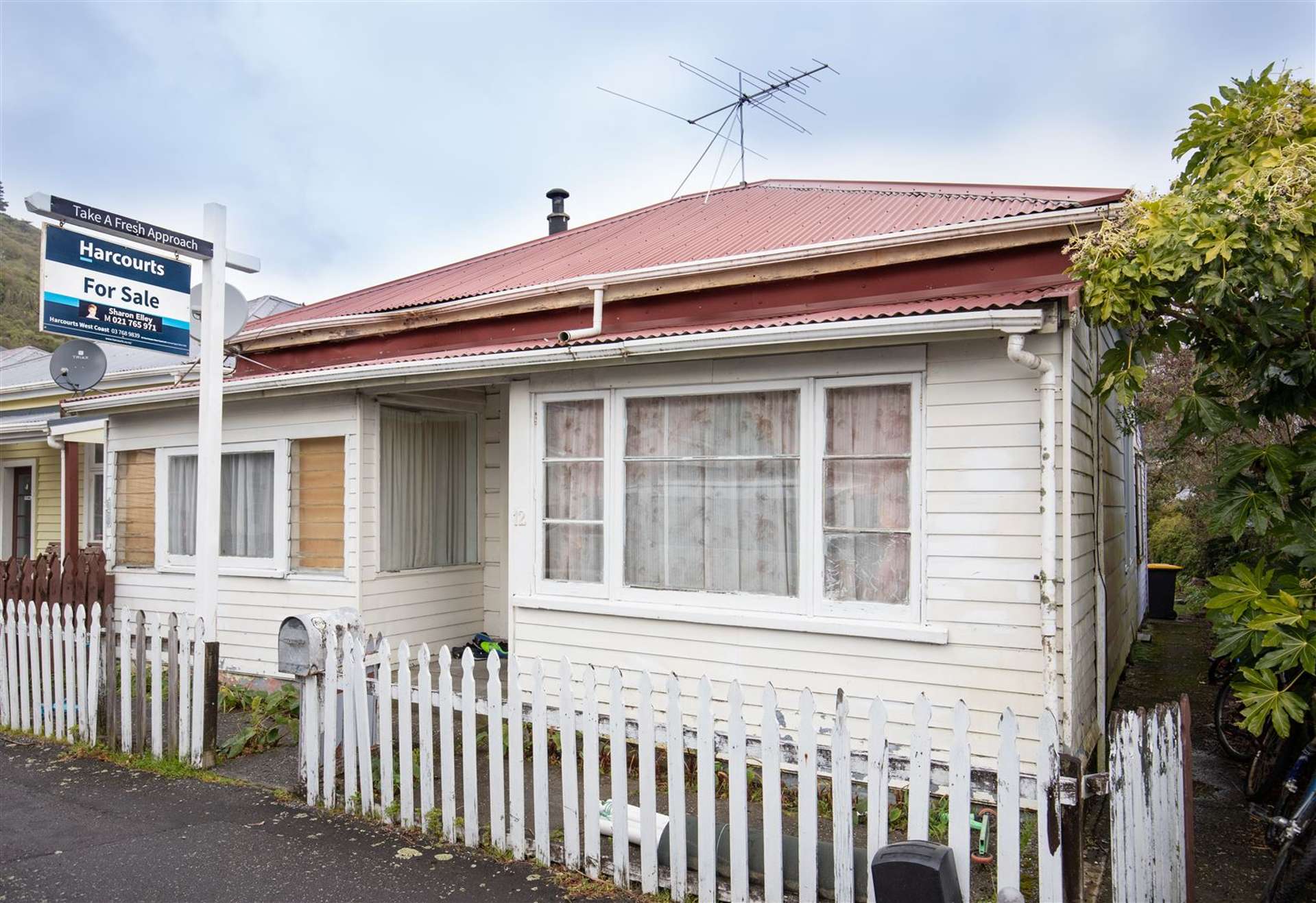 12 Threadneedle Street Greymouth_0