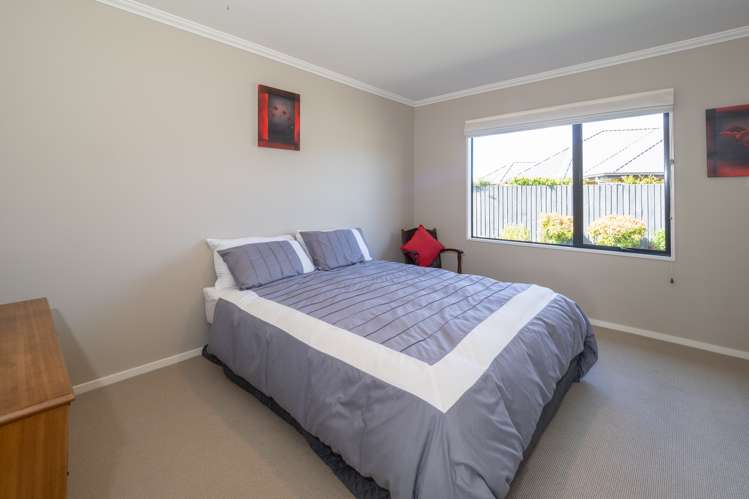 3 Millstream Lane Allenton_14