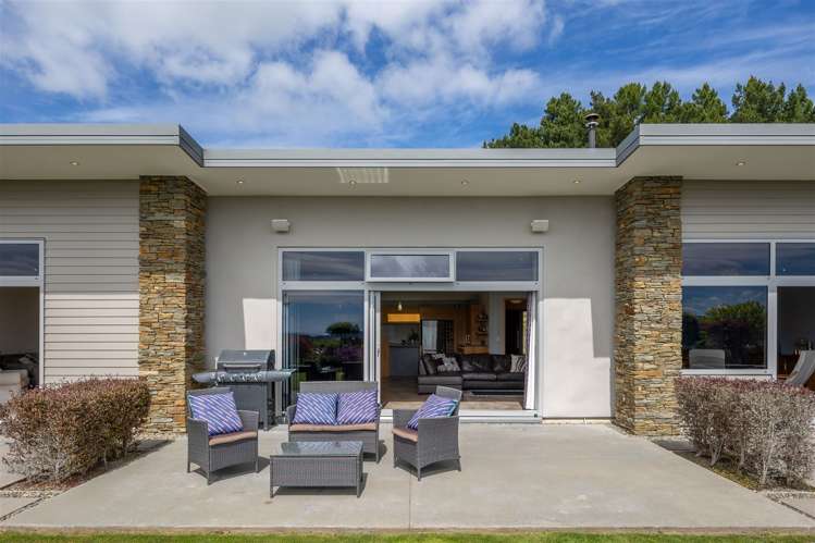 114 Redvale Road Redwood Valley_32