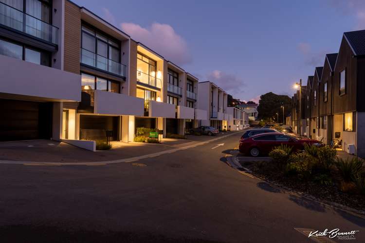 5 Jean Caldwell Way Island Bay_15