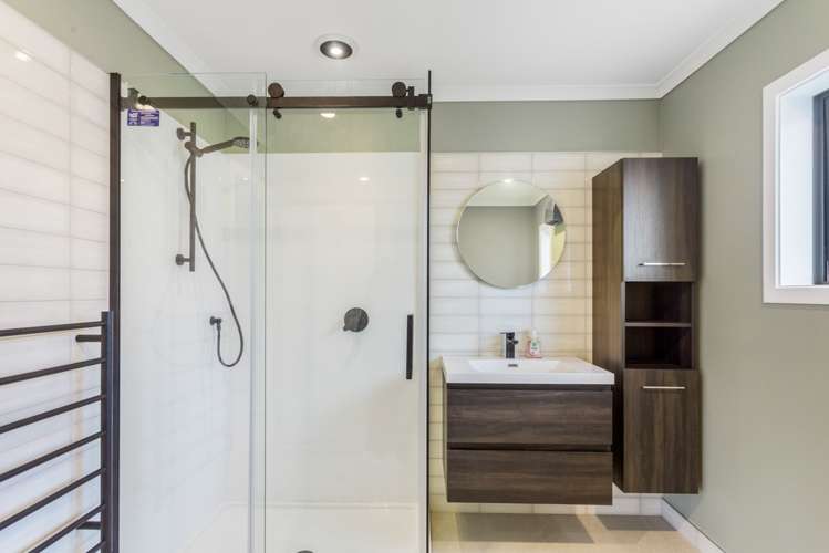 2/168 Panama Road Mount Wellington_15