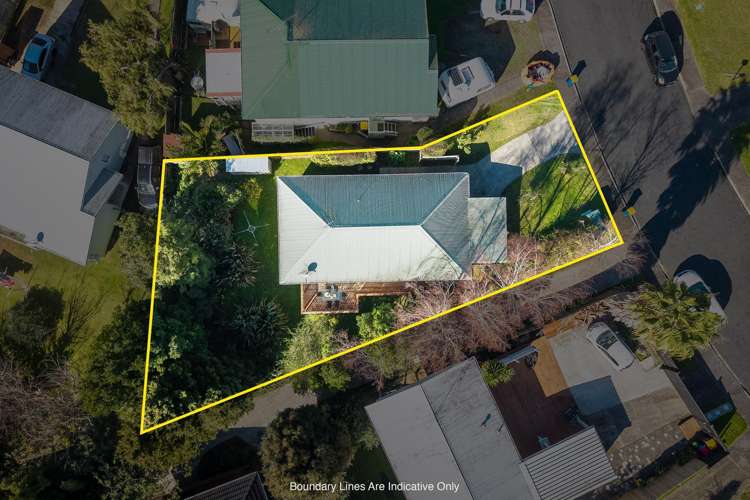 37A Lysander Crescent Beach Haven_17