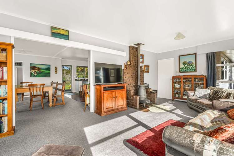 9 Pukearuhe Road Urenui_12