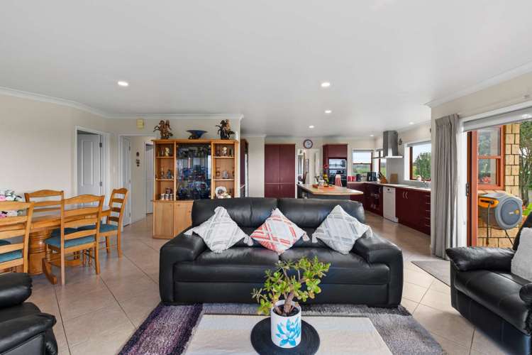 53 B Westhead Road Pollok_8