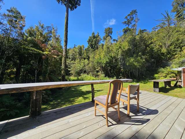 215 Clifton Road Kaiata_4