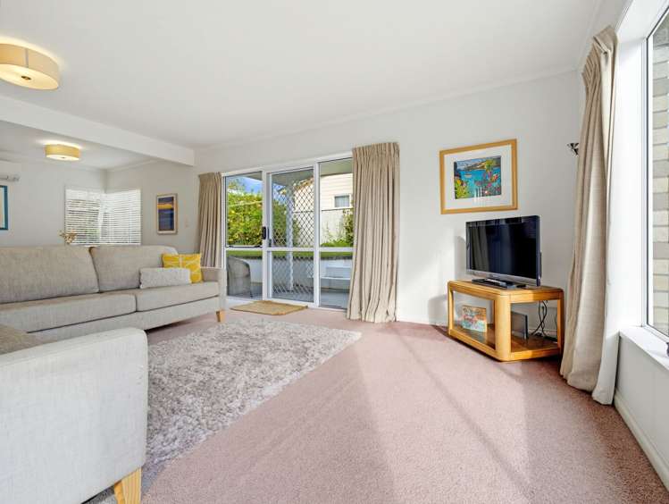29 Hinewa Road Otumoetai_3