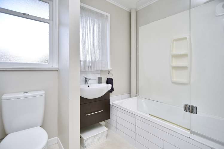 14 Earnslaw Crescent Bryndwr_11