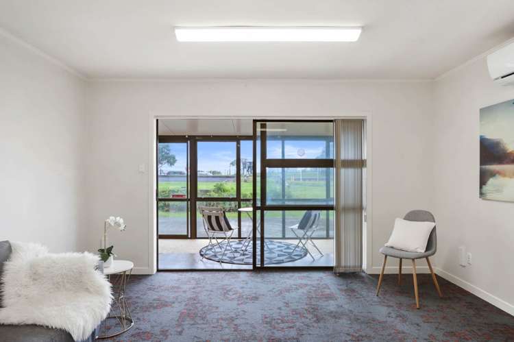 9 Tatau Way Te Atatu Peninsula_5