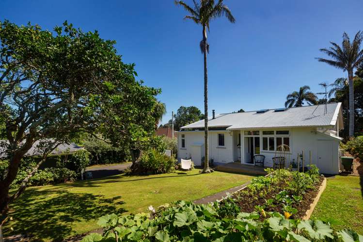 7 Stilwell Road Mount Albert_26