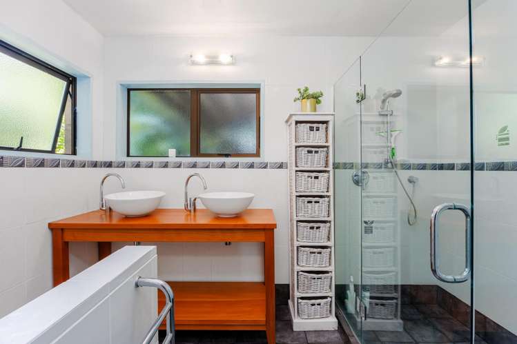 64 Ridge Road Mahurangi East_32