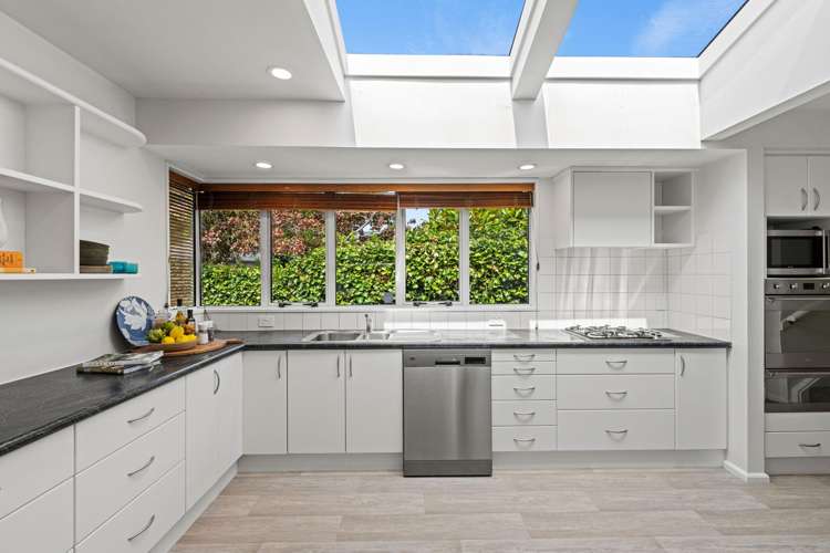 30 Hadlow Place Burnside_2