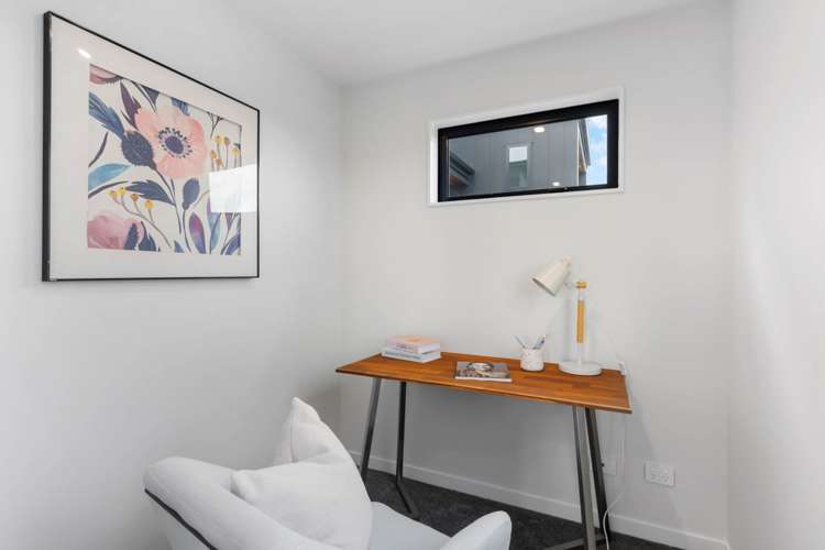 12 Mill Hill Close Flat Bush_45