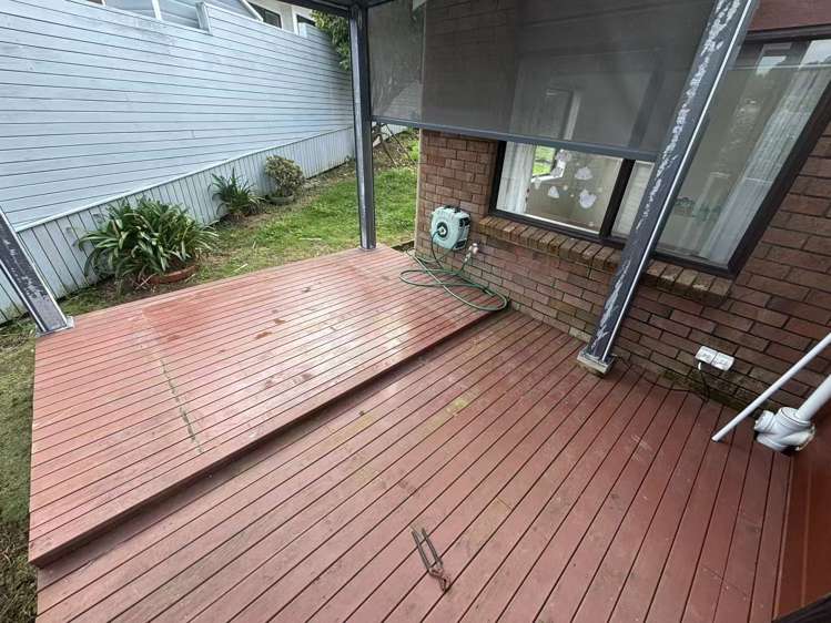 9 Greenvalley Rise Glenfield_12