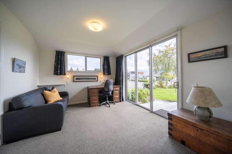 22 Burnby Drive Te Anau_12