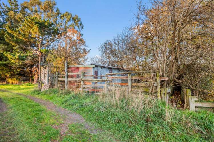 83 Hazeldine Road Waikaia_23