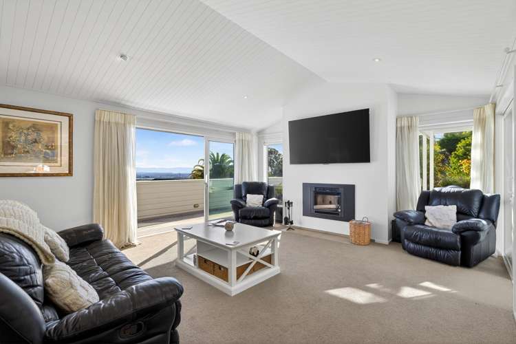24 Hillplough Heights_3