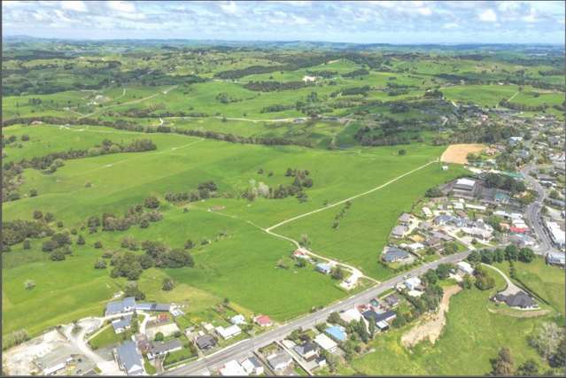 Rare 30ha Opportunity - Steps from the Town Centre