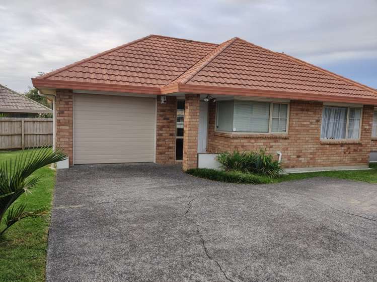 7 Royalpark Place_0