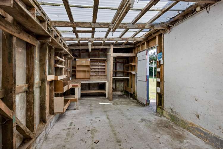 36 Percy Avenue Stratford_23