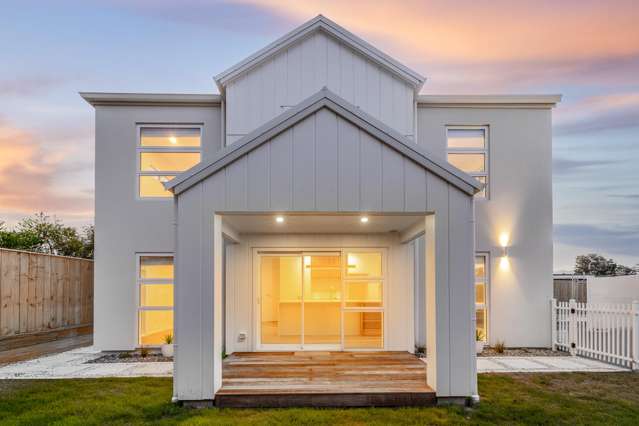 BRAND NEW FAMILY HOME ON MANLY – 1 LEFT!