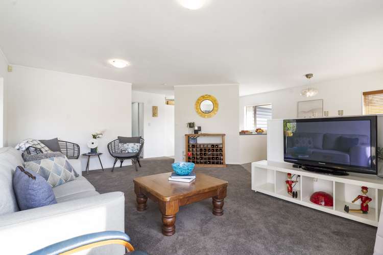 10 Lutana Place Pakuranga Heights_14