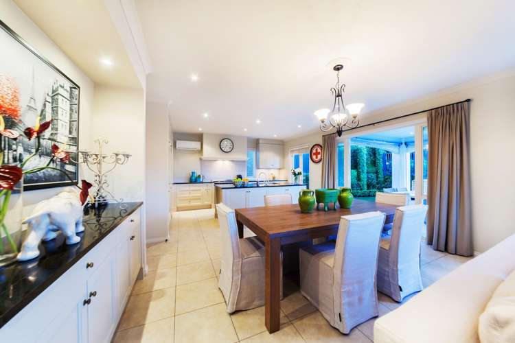 17 Kenley Heights Flat Bush_5