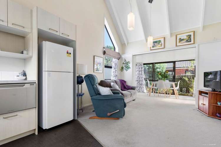 9 Bellbird Place Orewa_5