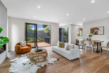 3/56 Ellerton Road_4