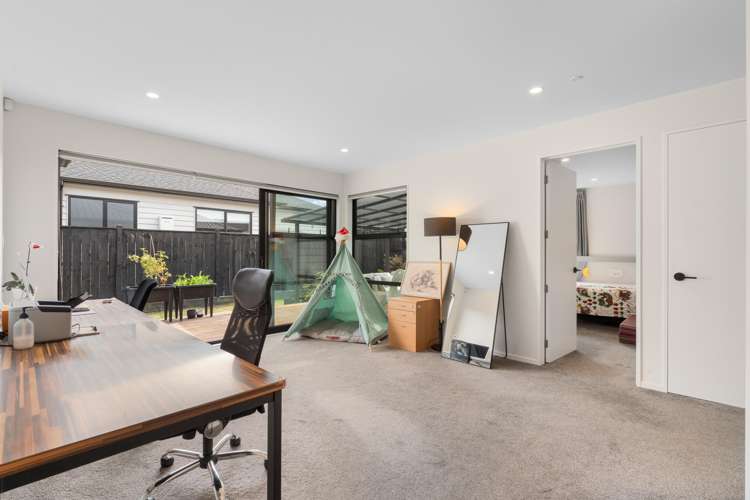 8 Kuinga Street Milldale_13