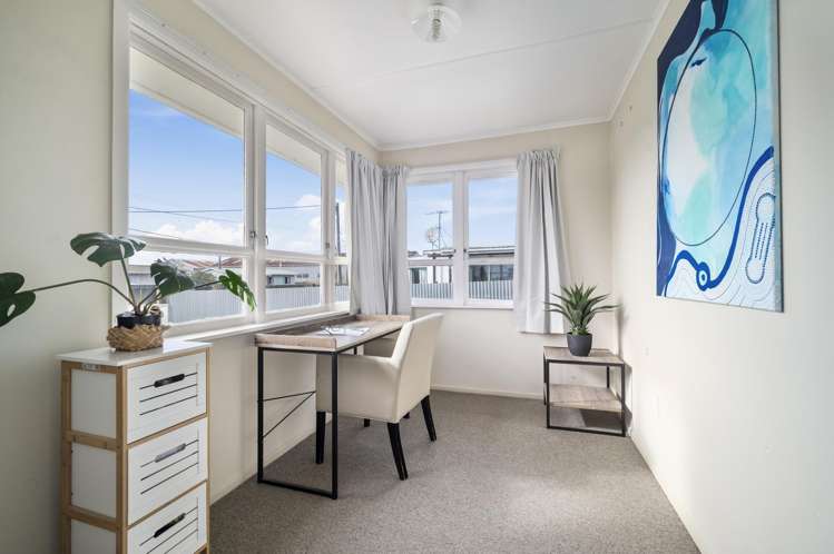 2 Tapsell Road Fairy Springs_12