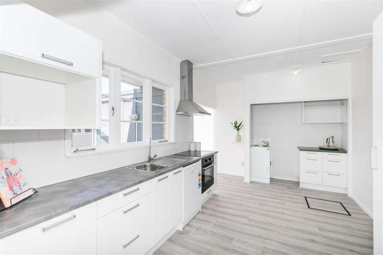 2 Old Farm Road Hamilton East_10