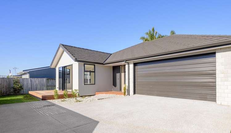 8A Cherrywood Drive_0