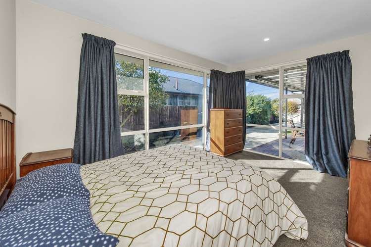 15 Frensham Crescent Woolston_15