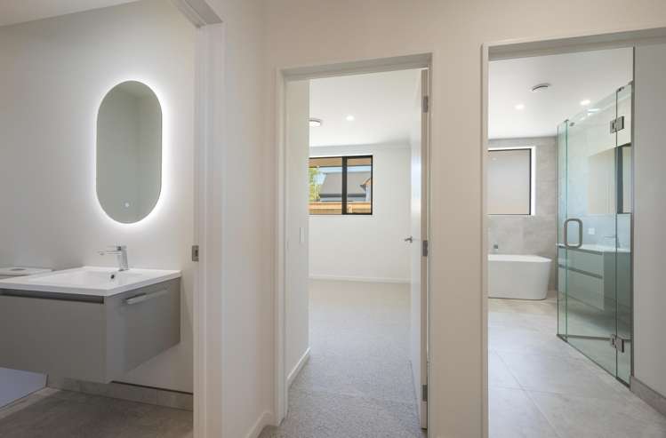 12 Hallmark Drive Hope_18