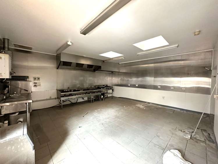 42-44 Hurstmere Road Takapuna_5