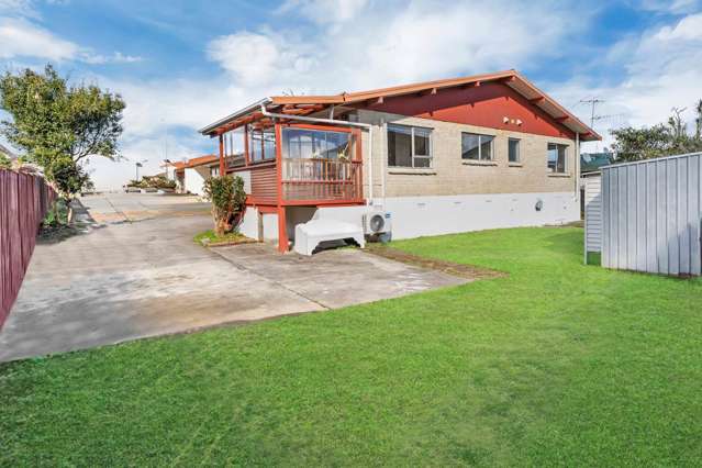 A Spacious Unit - Must See!