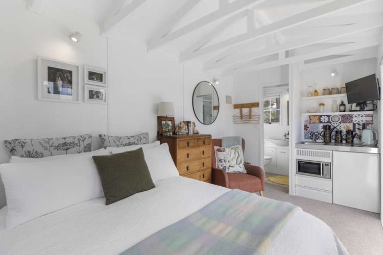 61 Glen Marine Parade Glendene_18