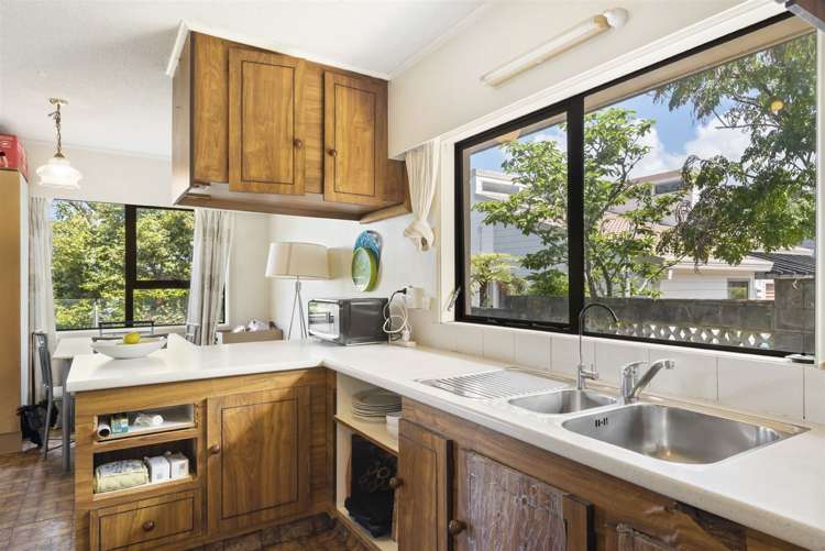 115 Sunset Road Totara Vale_22