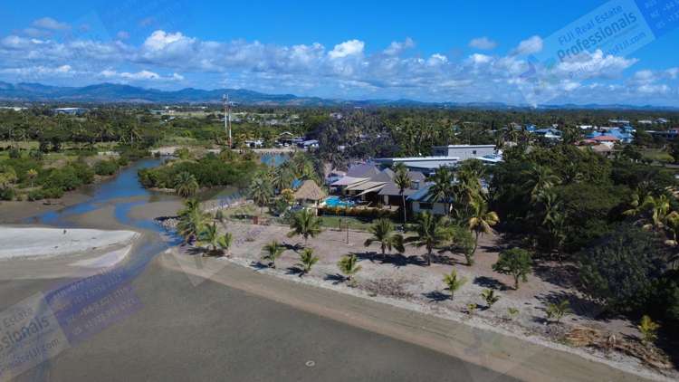 Address withheld Wailoaloa Beach_10