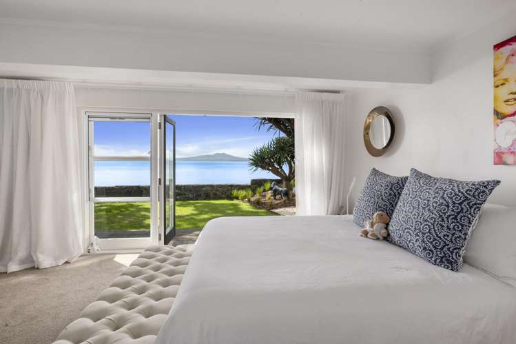 2/259 Hurstmere Road Takapuna_9