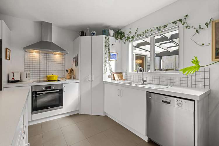 6 Puka Place Raglan_7