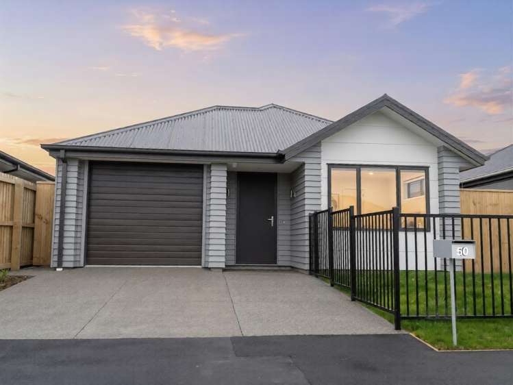 50 Bamber Crescent_0