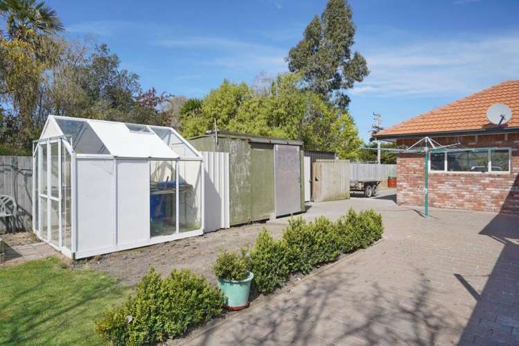 19 Littles Lane Woodend_26