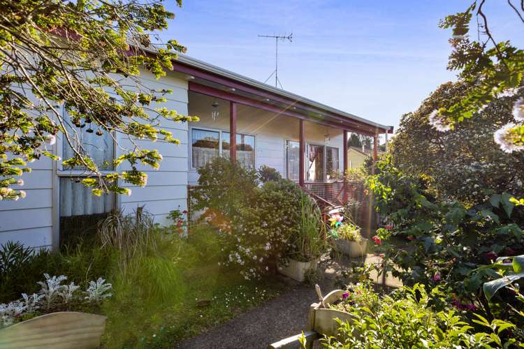 2/19 Kenmore Street Westown_5