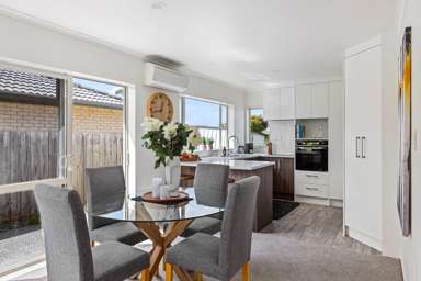 3 Chesterfield Way_3